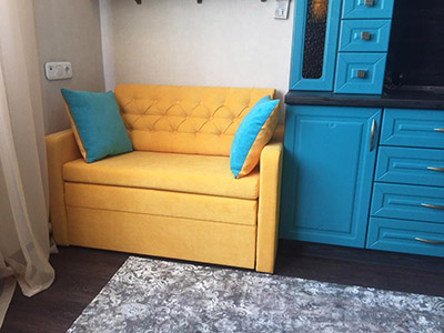 Удобный спальный диванчик для кухни Танго-3 Д-100 желтого цвета
